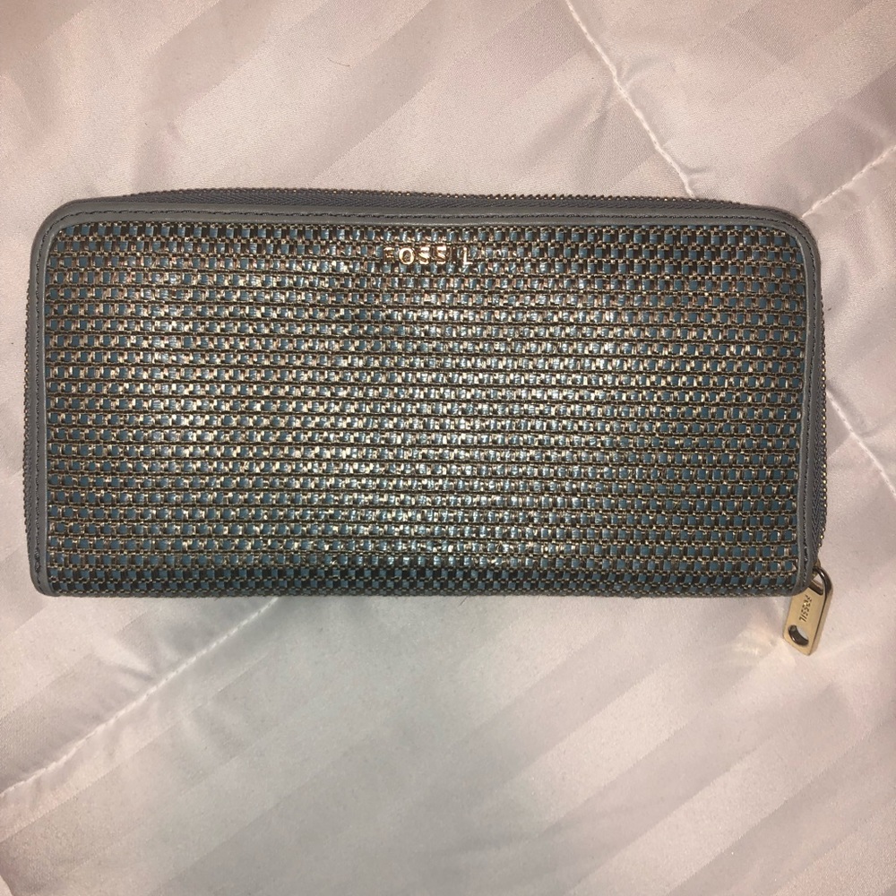 Fossil wallet